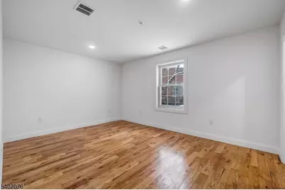 420 18th Ave, Newark, NJ 07108 - Photo 18