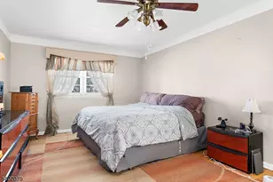 1 Oak Grove Rd, Raritan Township, NJ 08822 - Photo 14