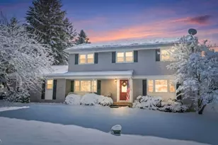 1 Oak Grove Rd, Raritan Township, NJ 08822 - Photo 1