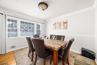 1 Oak Grove Rd, Raritan Township, NJ 08822 - Photo 6