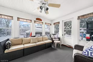 1 Oak Grove Rd, Raritan Township, NJ 08822 - Photo 12