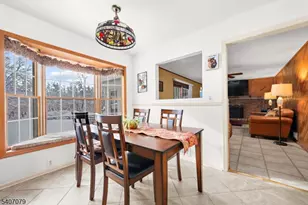 1 Oak Grove Rd, Raritan Township, NJ 08822 - Photo 6