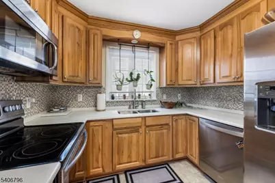 1 Walters Ln, Flemington, NJ 08822 - Photo 8