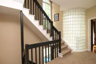 8 Raritan Pointe, Lambertville, NJ 08530 - Photo 4