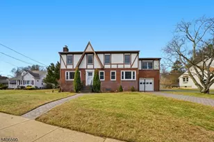 70 Weinmanns Blvd, Wayne, NJ 07470 - Photo 2