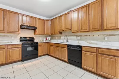 54 Forest Dr, Piscataway Township, NJ 08854 - Photo 10