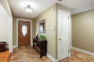 336 Roberts Ln, Scotch Plains Township, NJ 07076 - Photo 6