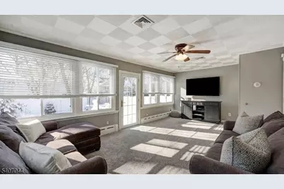 336 Roberts Ln, Scotch Plains Township, NJ 07076 - Photo 16