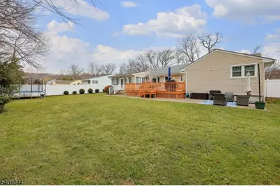 336 Roberts Ln, Scotch Plains Township, NJ 07076 - Photo 36