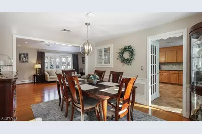 336 Roberts Ln, Scotch Plains Township, NJ 07076 - Photo 12