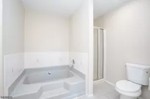 179 Salem Rd, North Brunswick Township, NJ 08902 - Photo 20