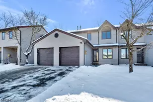 6 Dogwood Cir, Raritan Township, NJ 08822 - Photo 1