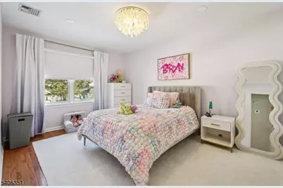 47 Chicopee Dr, Wayne Twp., NJ 07470 - Photo 24