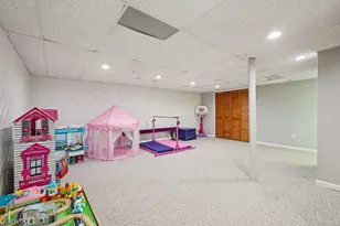 47 Chicopee Dr, Wayne Twp., NJ 07470 - Photo 28