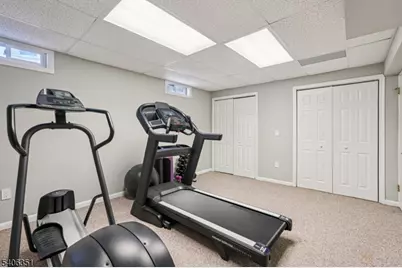 47 Chicopee Dr, Wayne Twp., NJ 07470 - Photo 30