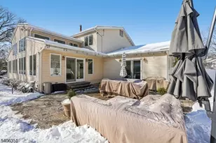 47 Chicopee Dr, Wayne Twp., NJ 07470 - Photo 32