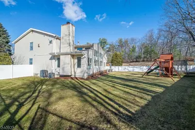 47 Chicopee Dr, Wayne Twp., NJ 07470 - Photo 36