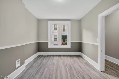 21 Reese Ct, Phillipsburg, NJ 08865 - Photo 6