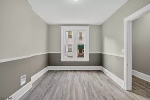 21 Reese Ct, Phillipsburg, NJ 08865 - Photo 6