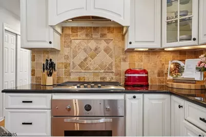 7 Hemlock Ln, Roxbury Township, NJ 07836 - Photo 14