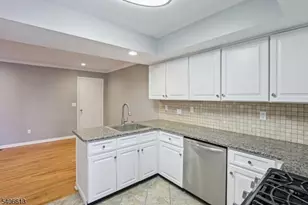 13 Eton Ct, Bedminster Township, NJ 07921 - Photo 18