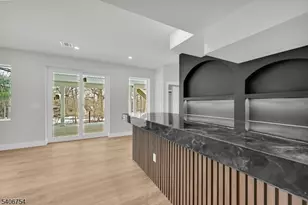 5 Locust Pl, Livingston, NJ 07039 - Photo 28