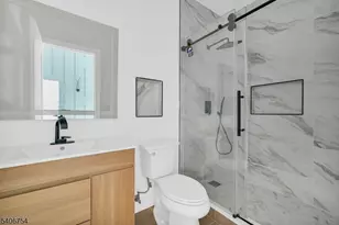 5 Locust Pl, Livingston, NJ 07039 - Photo 16