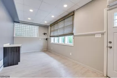 120 Main St, South Bound Brook Boro, NJ 08880 - Photo 8