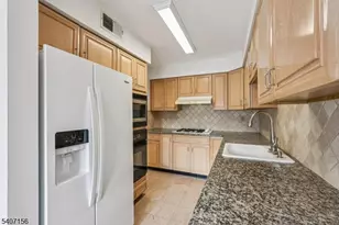 39 Cedarwood Terrace, Woodland Park, NJ 07424 - Photo 16