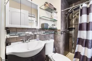 128 Baltimore Ave, Hillside, NJ 07205 - Photo 22