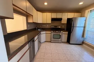 3705 Pinhorn Dr, Bridgewater, NJ 08807 - Photo 4