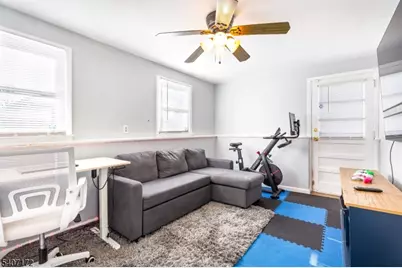 41 Barber Blvd, South Bound Brook Boro, NJ 08880 - Photo 10