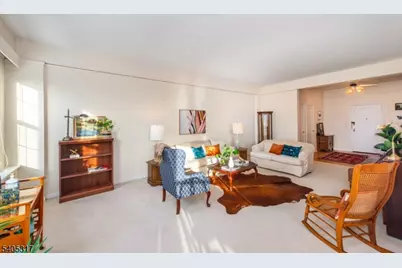 10 Crestmont Rd #6C, Montclair Twp., NJ 07042 - Photo 8