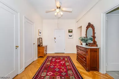 10 Crestmont Rd #6C, Montclair Twp., NJ 07042 - Photo 4