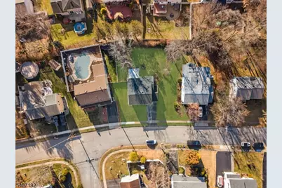 14 Harwich Rd, Mount Olive, NJ 07836 - Photo 36