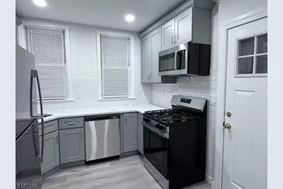 445 Orchard St, Cranford Township, NJ 07016 - Photo 2