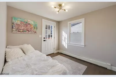 21 A Lombardy Pl, Maplewood, NJ 07040 - Photo 10