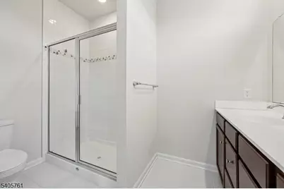 32 Cortland Ct, Livingston Twp., NJ 07039 - Photo 10