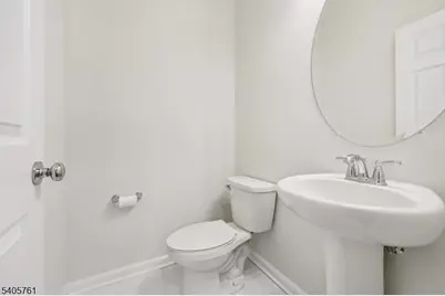 32 Cortland Ct, Livingston Twp., NJ 07039 - Photo 22