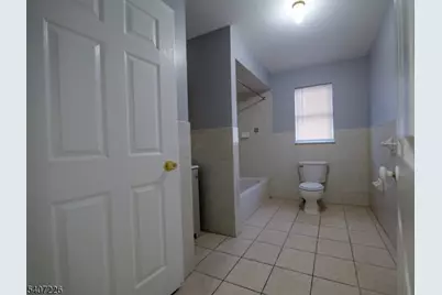 40 11th Ave W #2, Newark, NJ 07107 - Photo 6