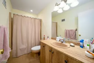 900 Valley Rd, Clifton, NJ 07013 - Photo 14