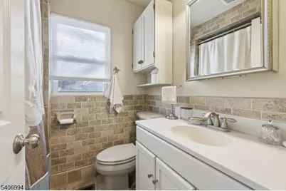 269 Paterson Ave, Midland Park, NJ 07432 - Photo 12