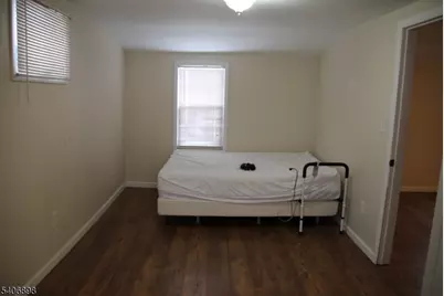 31 Ringwood La, West Milford, NJ 07421 - Photo 6