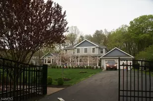 414 Mineral Springs Dr, Rockaway Township, NJ 07801 - Photo 44