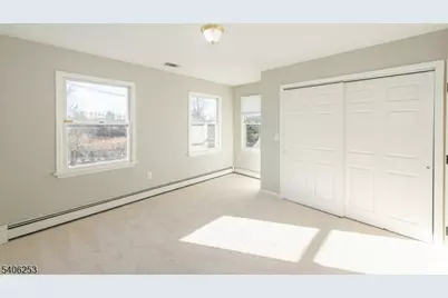 414 Mineral Springs Dr, Rockaway Township, NJ 07801 - Photo 32