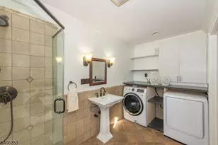 414 Mineral Springs Dr, Rockaway Township, NJ 07801 - Photo 22