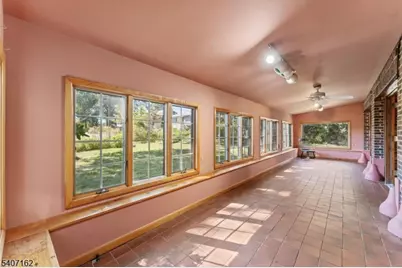 16 Lynn Dr, Clifton, NJ 07013 - Photo 4