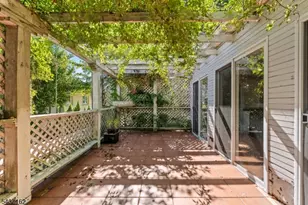 16 Lynn Dr, Clifton, NJ 07013 - Photo 38