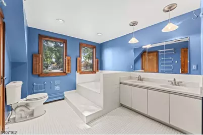 16 Lynn Dr, Clifton, NJ 07013 - Photo 28