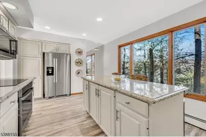 68 High Point Rd, Bloomingdale, NJ 07403 - Photo 34